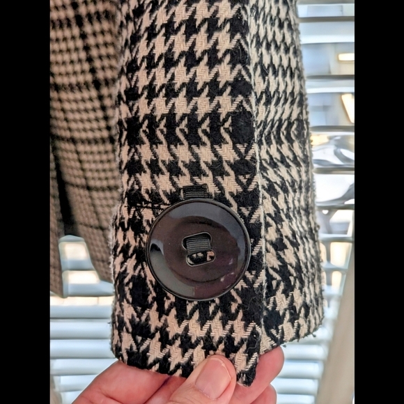 Marcona Black and White Houndstooth Coat - Picture 5 of 11